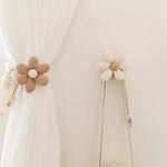 fleur décorative adhésive moderne rose roseclair beige bleu bleumarine rosfonce rayures horizontales