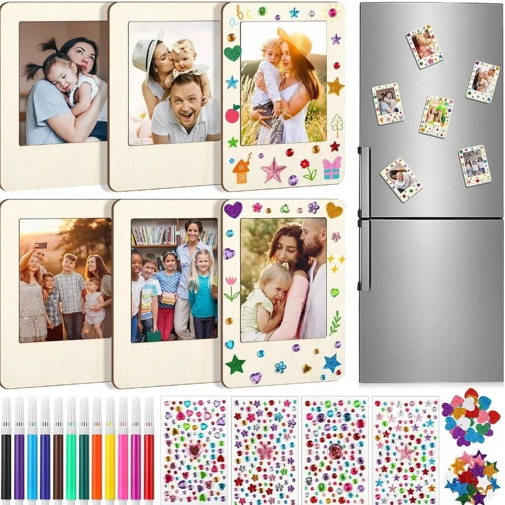 cadres photo magnétiques bois beige clair motifs colorés classiques feutres autocollants