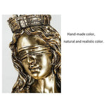 statue déesse antique dorée reliefs détaillés corne abondance couronne voile base pièces chance fortune