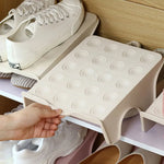 support chaussures moderne réutilisable couleur beige bleu clair rose pastel rondelles embossées opacité pratique