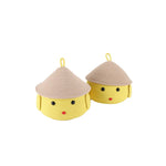 boîtes rangement tressées jaune beige enfantines decoratives chapeaux livres fleur artificielle simple moderne