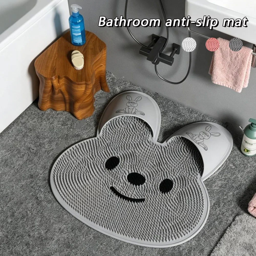 tapis bain antidérapant motif oreilles lapin pantoufles assorties rose gris blanc moderne ludique