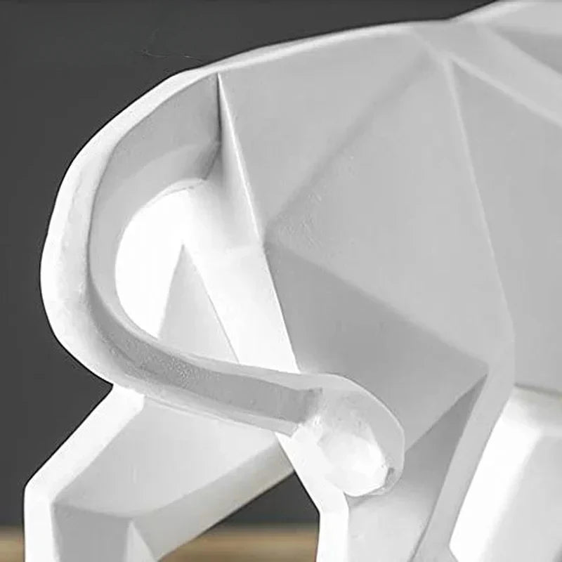 statue taureau résine noir rouge blanc contemporain minimaliste polygone géométrique adhesive decoration maison