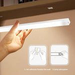 lampe led sans fil rechargeable capteur mouvement adhésif blanc moderne chambre cuisine escalier