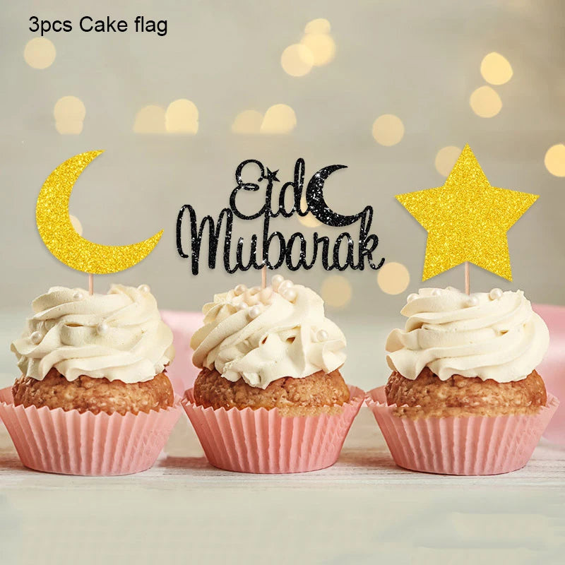 décoration gâteau or argent étoiles lune écriture cursive pique bois fête İslam festive
