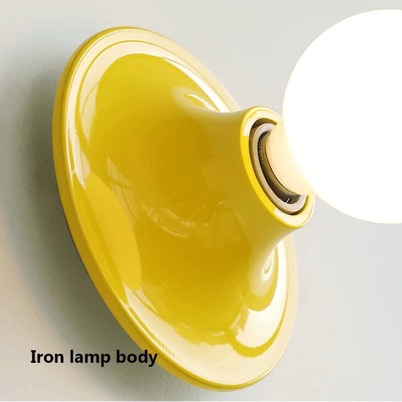 lampe murale moderne jaune rouge dorée minimaliste filament apparent fixée muralisée