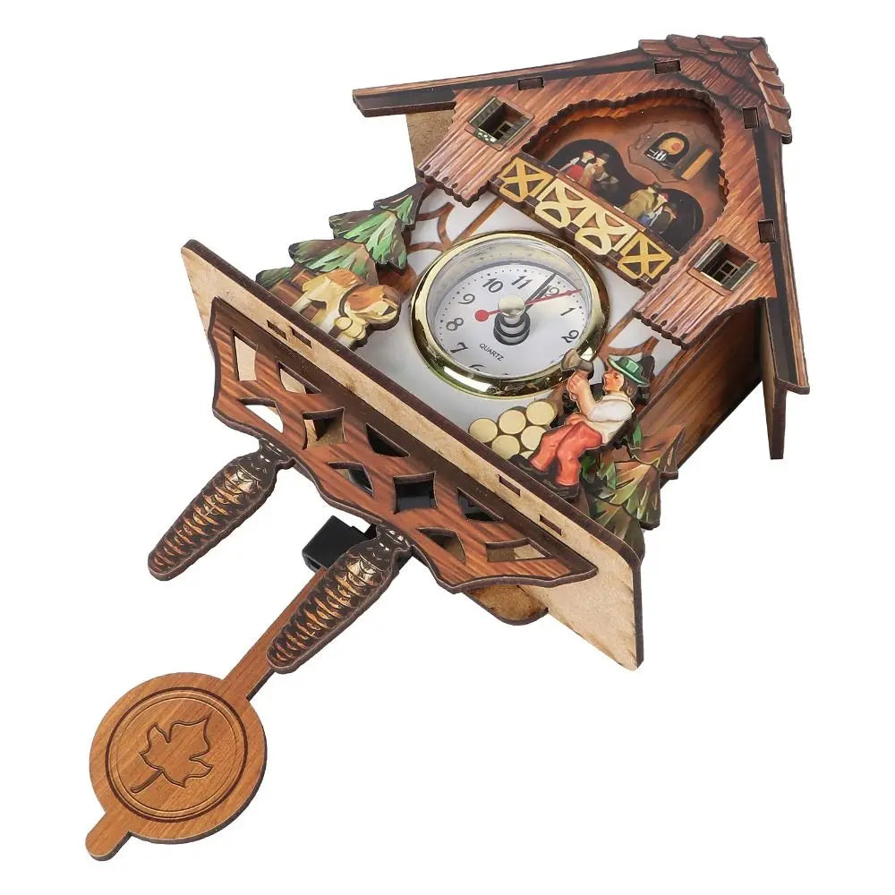 horloge pendule bois naturel motif feuilles oiseaux maisons animaux traditionnel rustique décoration murale vintage