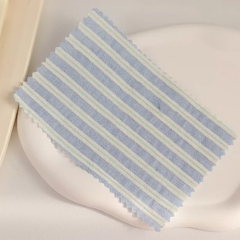 tissu rayé coton polyester bleu rose jaune décontracté pastel opalescent vertical fin rapide respirant