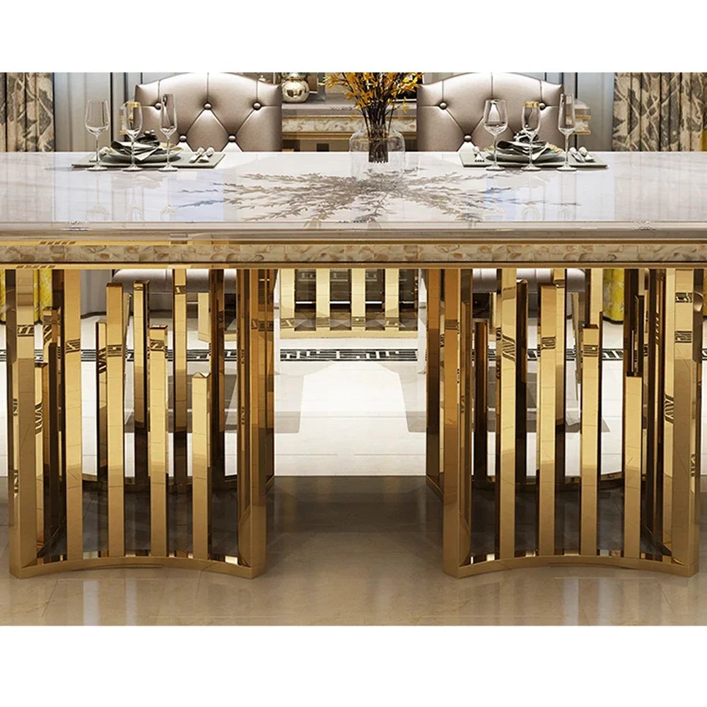 ensemble salle manger moderne chaises hautes table marbre veiné cadre métal doré minimaliste