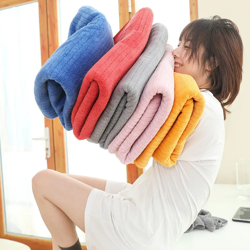 serviette bain microfibre rouge bleu gris jaune rose rayée absorbante rapide moderne douce