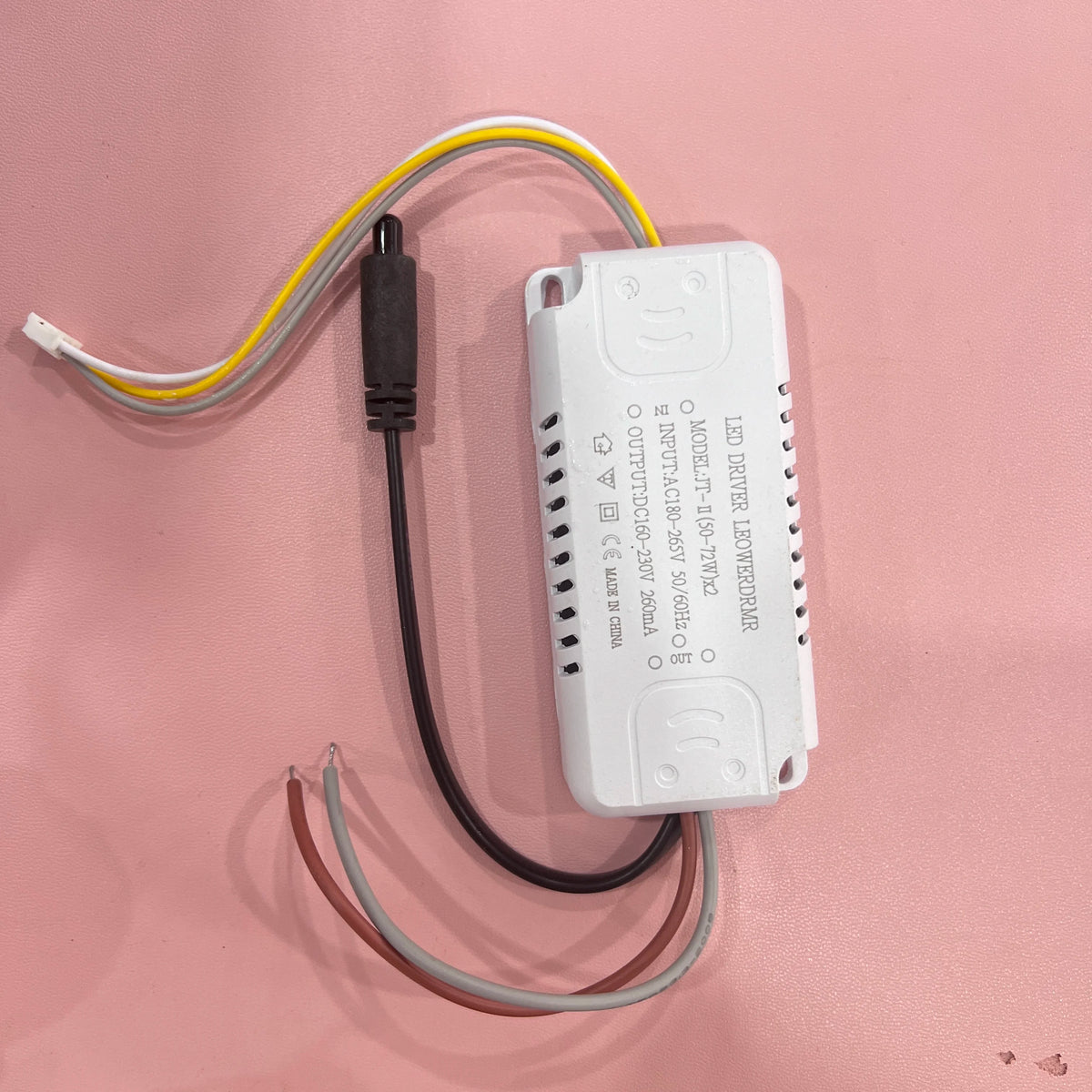 ampoule led culot e27 moderne blanche dorée carrés décoratifs lumière chaude blanc neutre