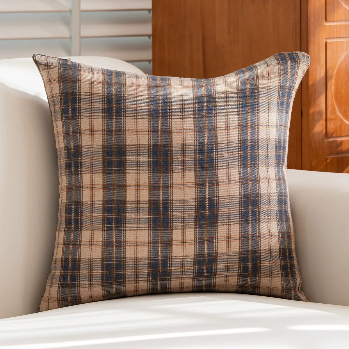 ensemble deux housses coussin carrées motif tartan vert rouge décoration maison traditionnel