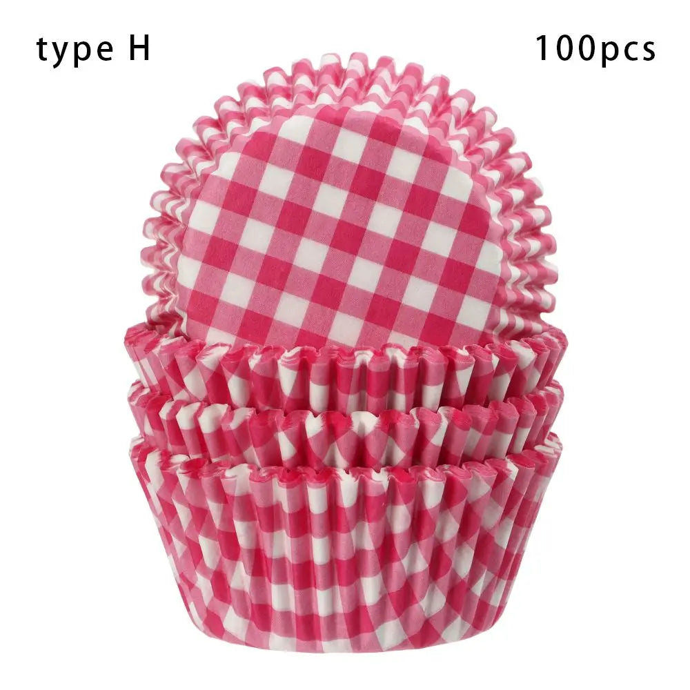 moules cupcakes plastique vert blanc rouge bleu rayures carreaux pois étoiles kiss 100 pièces