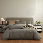 Housse de couette 200x200 cm beige dans une chambre décorée