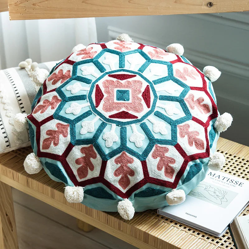 taies d'oreiller rondes géométriques coton polyester pompons blancs ethnique bohocoration intérieure hôtelière hôpitalisée