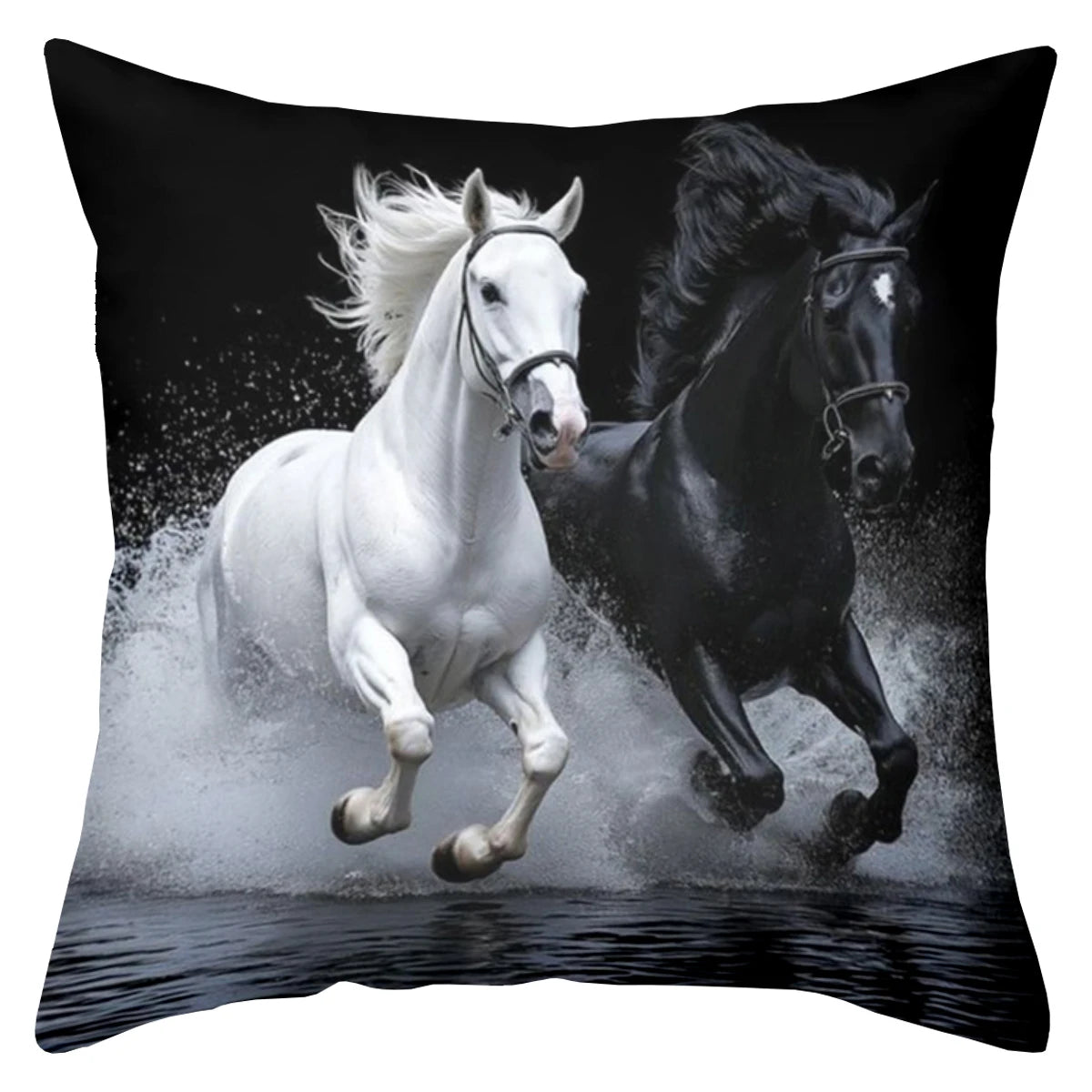 taies d'oreiller polyester motifs chevaux galopants moderne noires blanches 45x45cm sofa lit decoration chambre