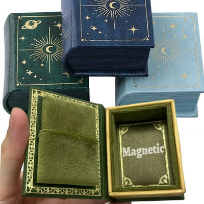 Boîte à bague magnétique en forme de livre vert