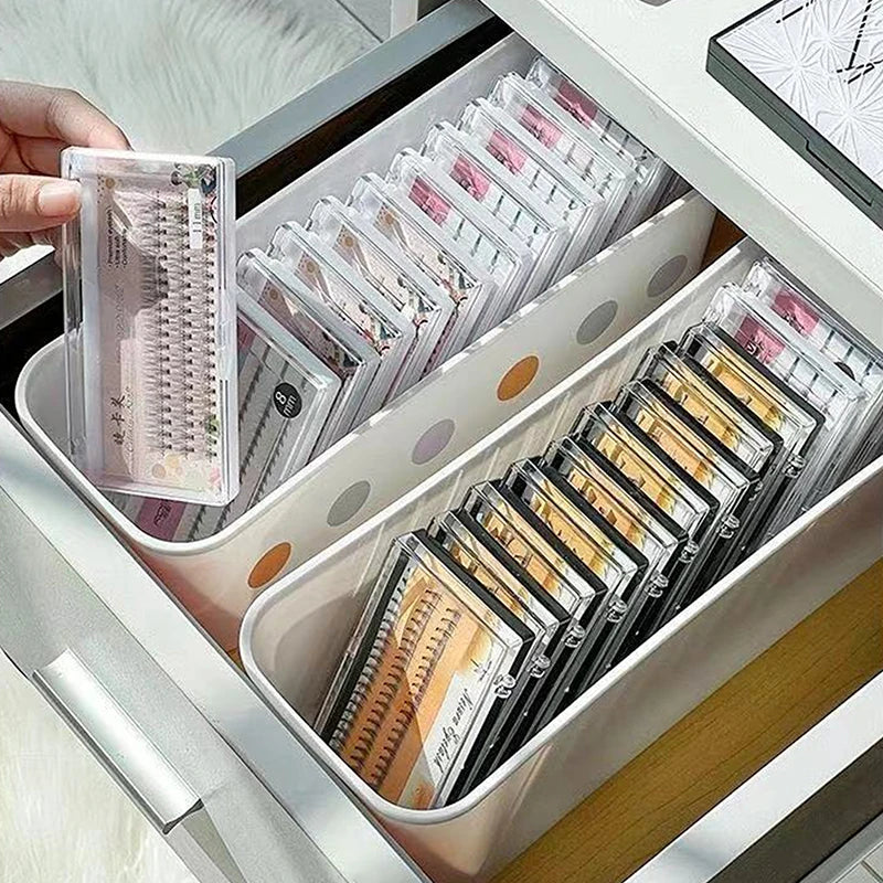 boîte rangement blanc poches transparentes faux cils organisation minimaliste modernes cosmétiques maquillage accessoires poignées