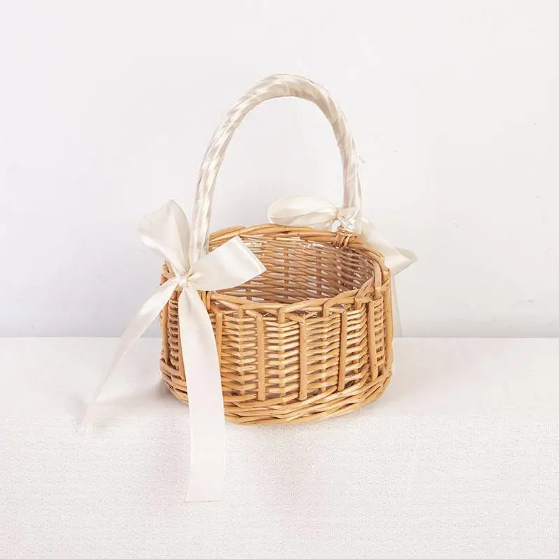 panier rangement tressé bambou anse rubans colorés rustique décor maison filles