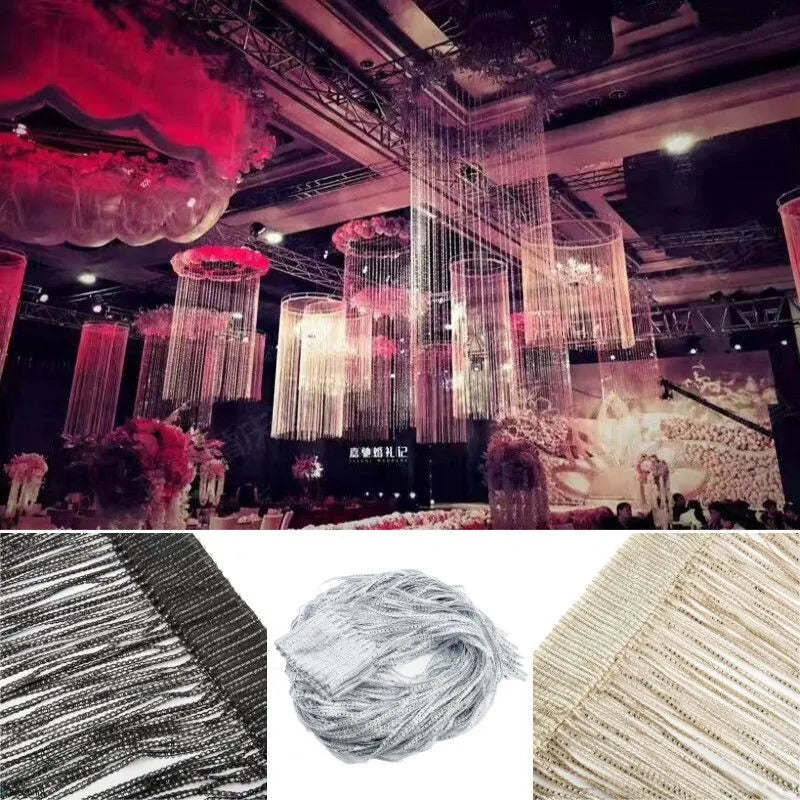 rideau pailleté franges brillantes moderne transparent blanc argenté chambre hotelDecoration festive fil métallique polyester