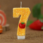 bougies numeriques jaune paillette pomme rouge anniversaire decoratif thème feuille verte paillettes dorées tringle