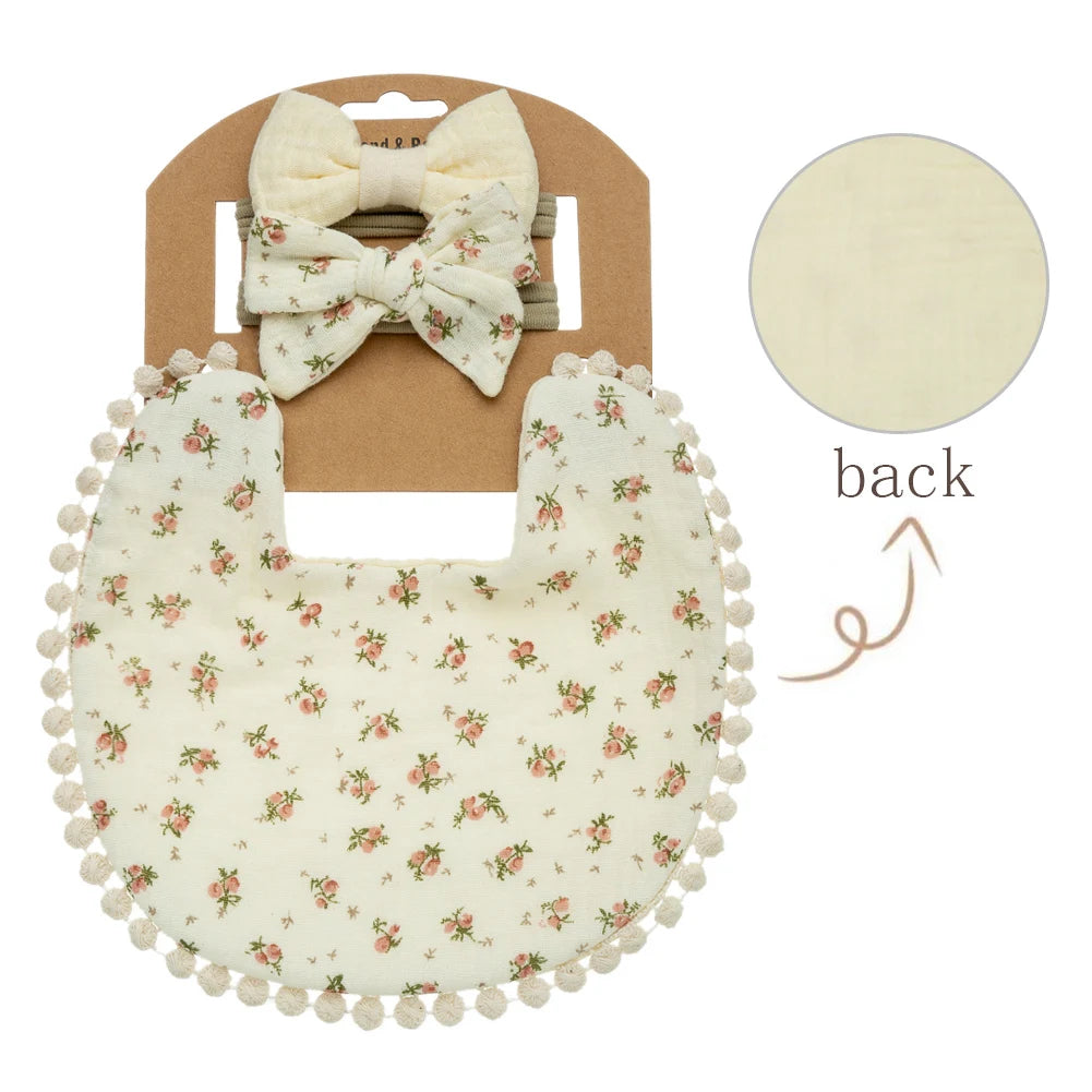 bavoirs bébé fleurs pompons élastiques doux vintage blanc rose jaune bleu gris