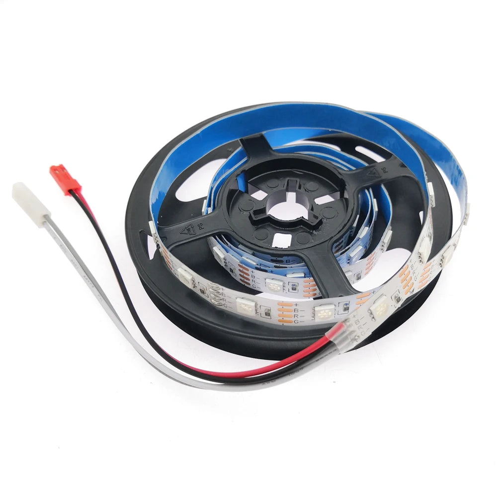 Bande LED RGB installée dans un salon