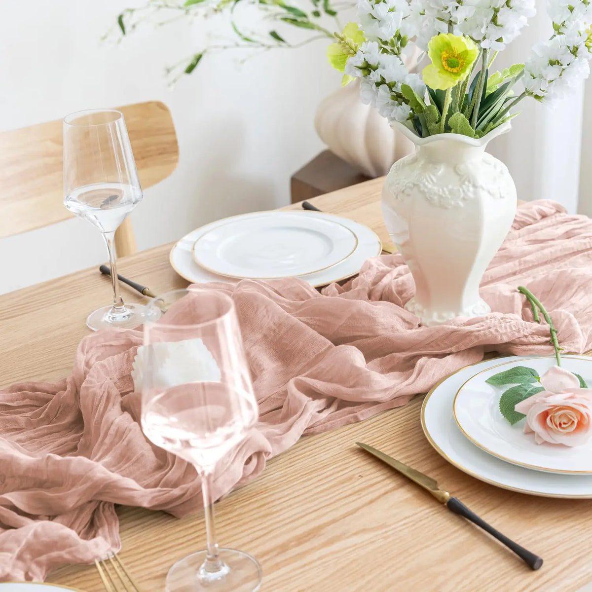 serviette table plissée rose clair décorative maison 100% polyester