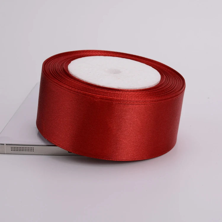 ruban satin rouge uni opacité bobine décoration mariage emballage cadeau artisanal unique 75mm 22mètres