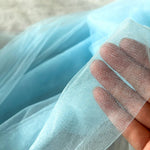 tulle fin bleu clair rose noir gaze blanche élégant délicat translucide bricolage robe coiffure