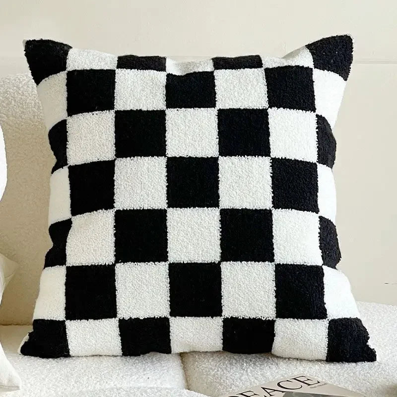coussin moderne carré brodé motif géométrique noir blanc amovible lavable mousse mémoire forme 45x45cm
