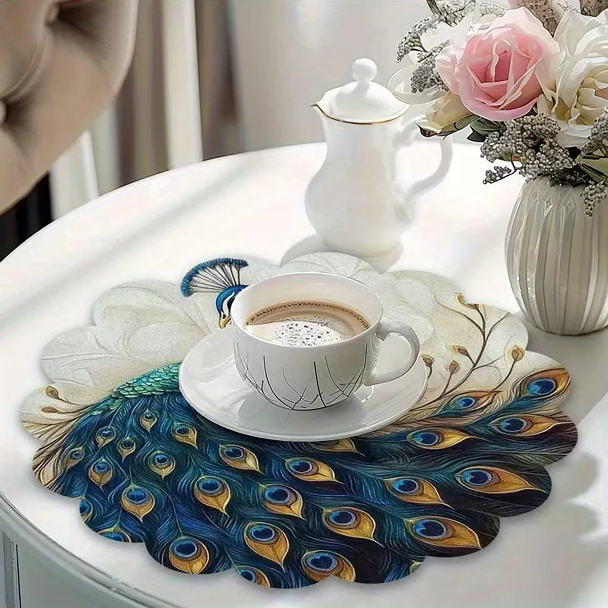 napperons élégants paon motifs plumes bleu vert or assiettes décoratives table moderne