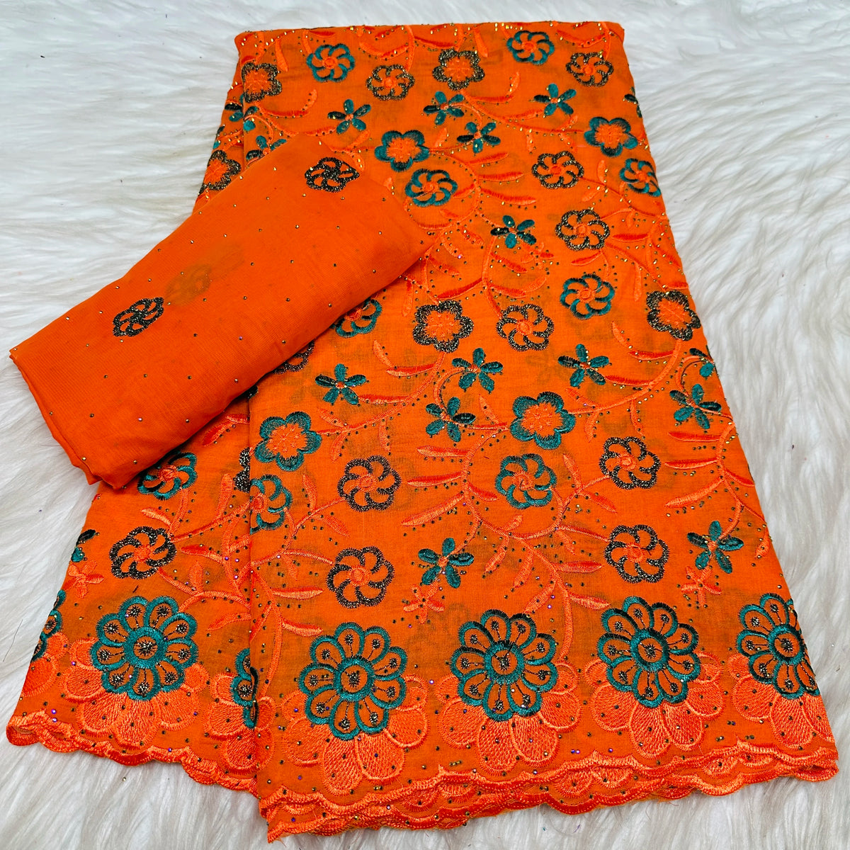 tissu dentelle coton brodé fleurs motif broderie africaine voile suisse vêtement élégant