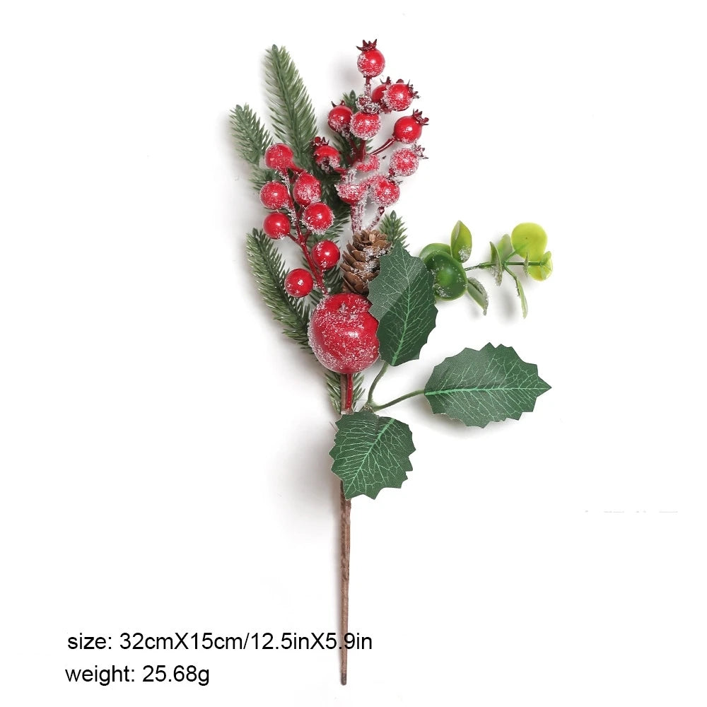 décoration noël bouquet feuilles vertes baies rouges cône pin boule rouge translucideextérieur saisonnier