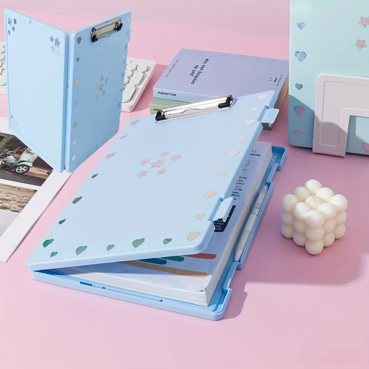 porte dossiers a4 moderne bleu clair vert rose jaune violet clips métalliques points blancs