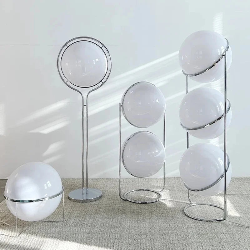 lampe sol moderne sphères translucides structure métallique chromée scandinave blanc doré