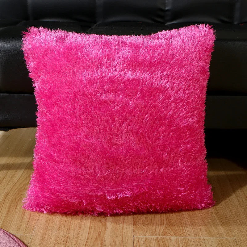 housse coussin peluche douce violet rouge vert blanc moderne décoration canapé maison salon