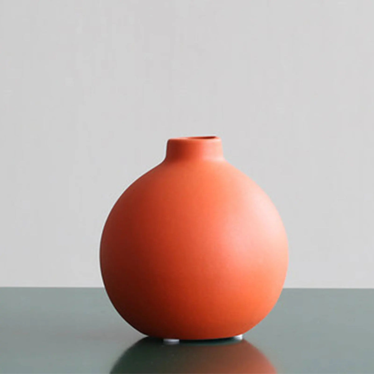 vases modernes orange jaune bleu mat opaques table decoration fleurs artificielles