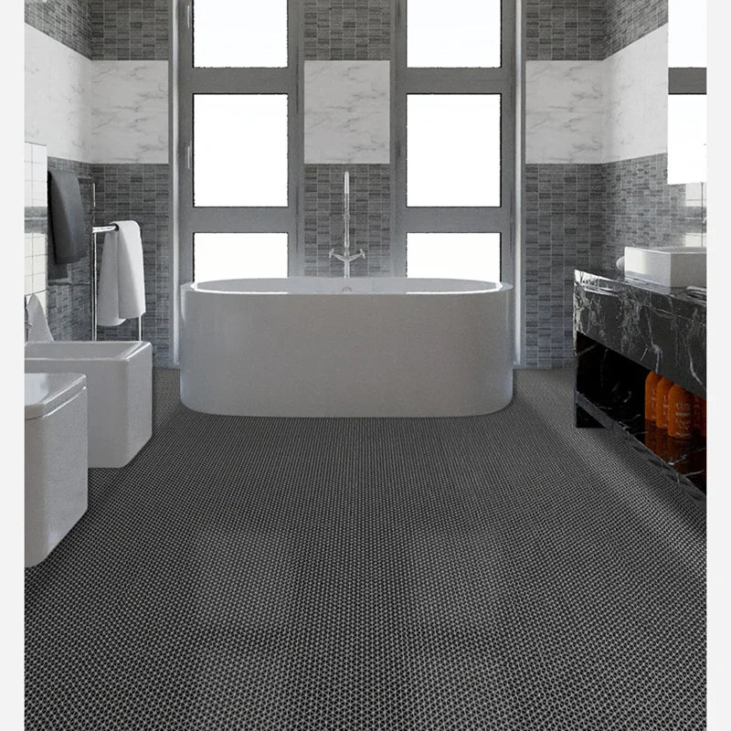 tapis sol salle bain antidérapant moderne motif géométrique rouge noir respectueux environnement
