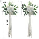 décoration mariage rose artificielle ruban eucalyptus feuilles verte chaise égliseextérieur