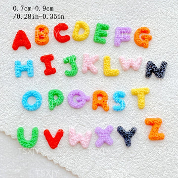 lettres alphabet miniatures texturées opalescentes multicolores nail art décoration scrapbook artisanat bricolage figurines