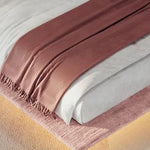 lit suspendu moderne rose gris clair chenille doux oreillers couverture drap plat coussin sol