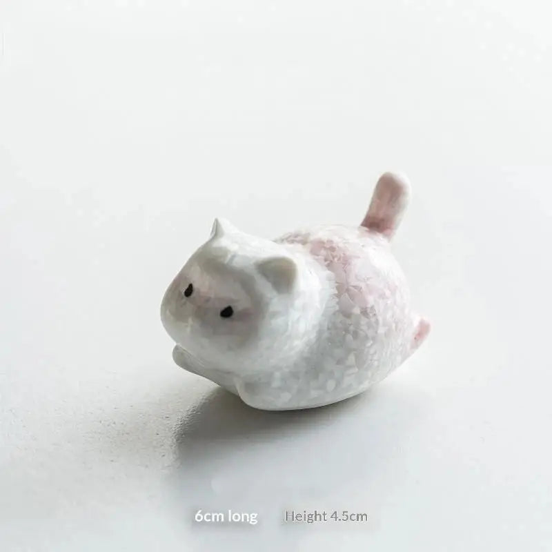 figurine chat résine blanc bleu rose vert artisanale moderne décoration maison collection cadeau