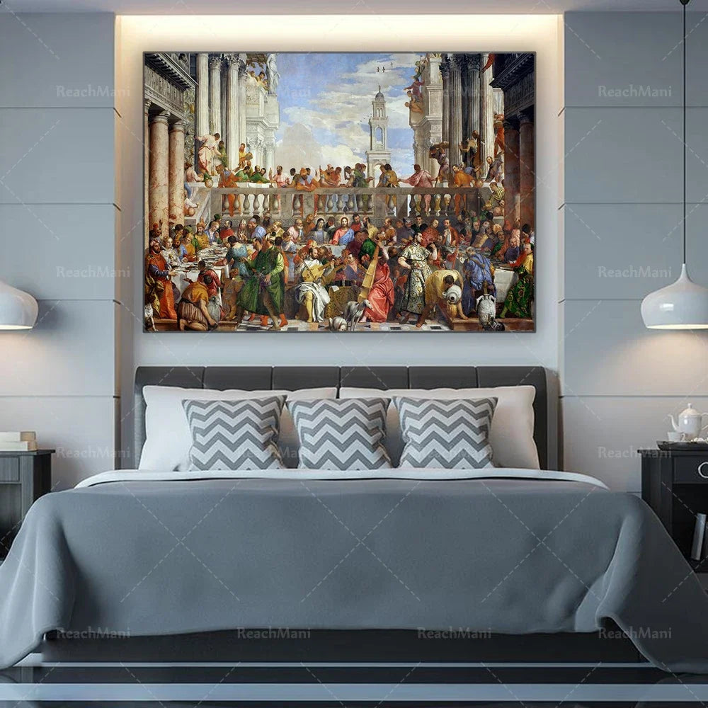 L'image affiche une peinture murale colorée représentant une scène de foule animée dans un cadre architectural complexe.