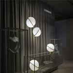 suspension lumineuse moderne blanc doré 73 boules acrylique 2000 82000 lumens
