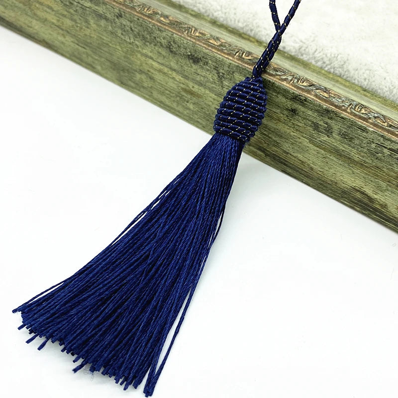 pompons polyester 15cm couleur beige rouge jaune bleu clair rose bleu marine décoratif vêtement