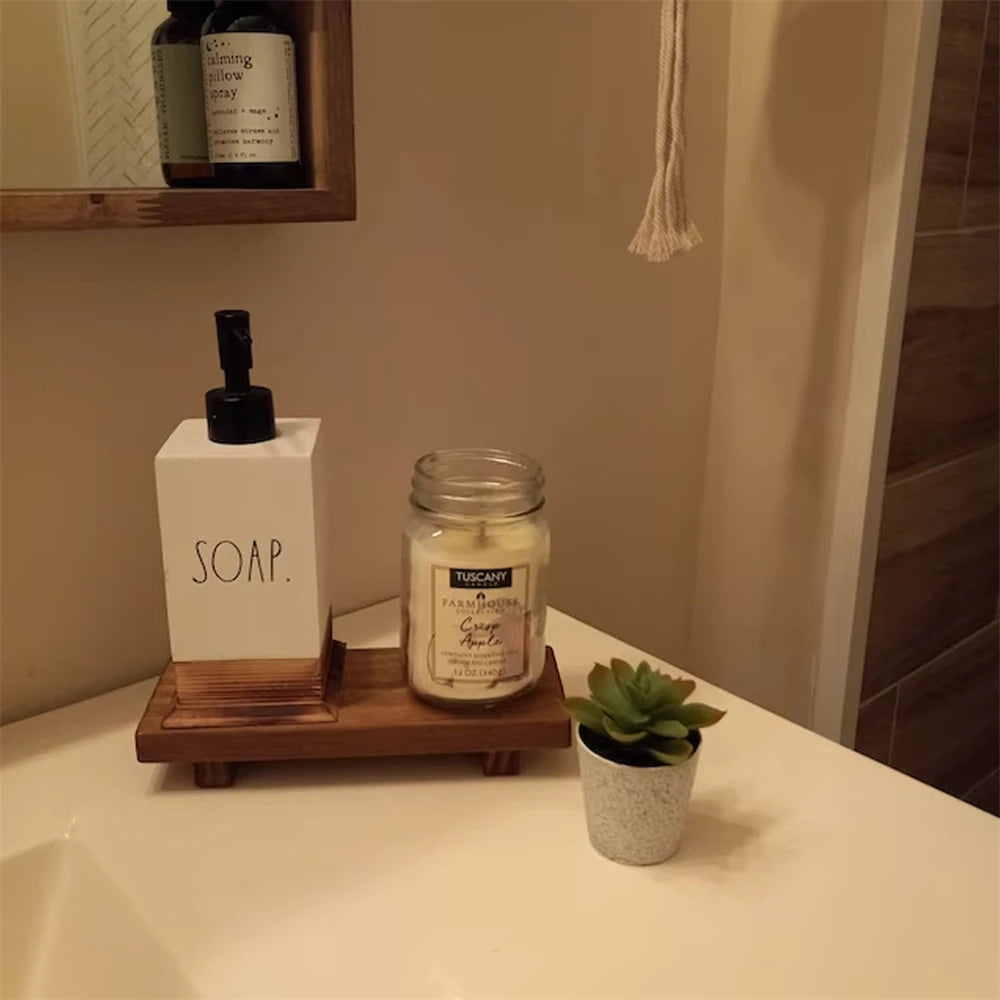 support salle bain bois plateau texturé bouteille savon brosse buvette bougies plantes décorations rustic