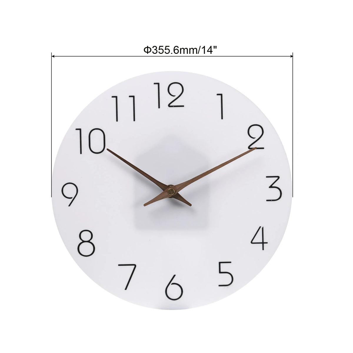 Horloge murale noire silencieuse dans un salon élégant