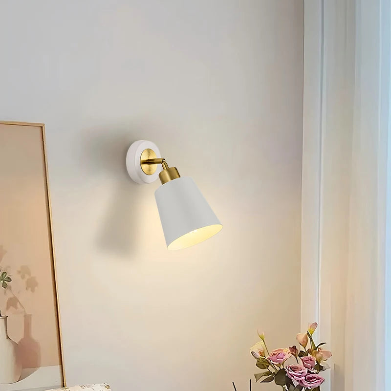 lampe murale led moderne noire dorée simple salon chambre coucher