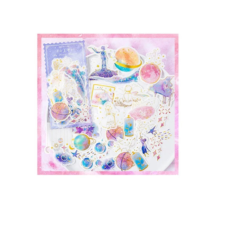 sticker decoratif violet bleu rose blanc fantastique personnages animaux cristaux plumes fleurs scrapbooking journal